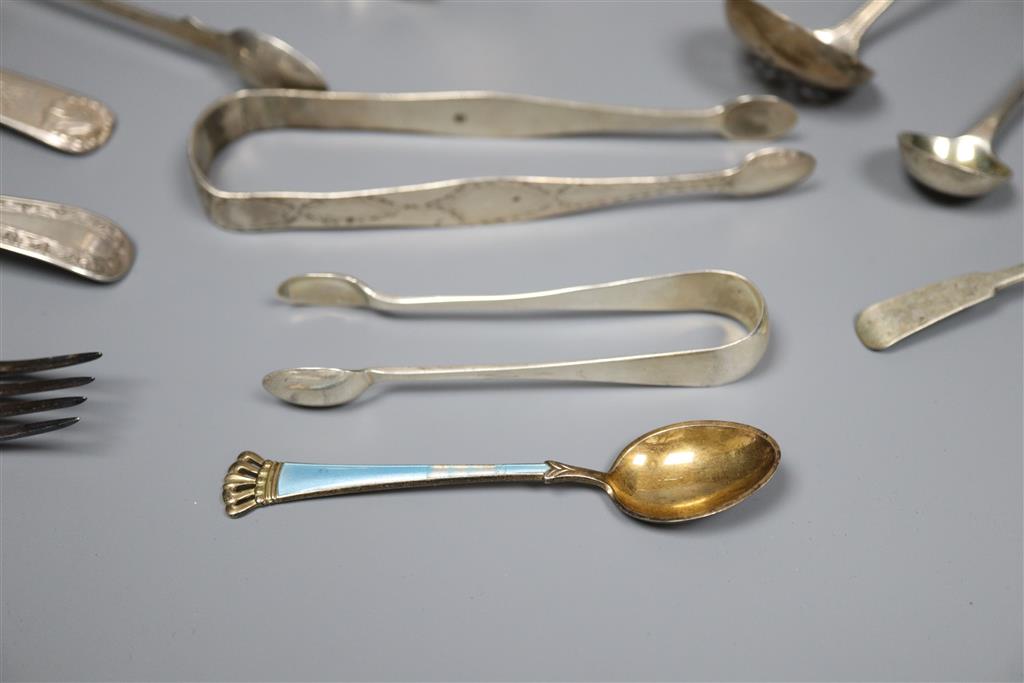 A pair of Edwardian silver boat shaped salts, three silver pepperettes and a small group of silver and plated flatware,